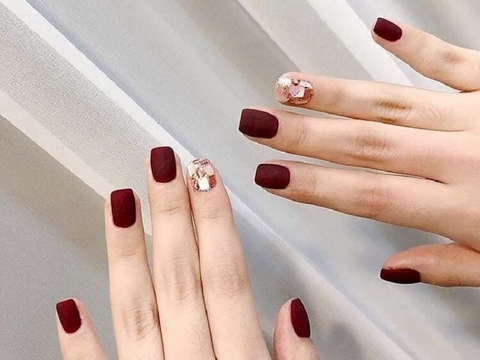 Xu Hướng Mẫu Nail Đơn Giản Cho Móng Ngắn Mới Nhất