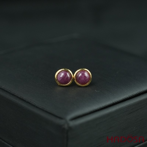 Hoa tai Ruby tròn 6mm bạc mạ vàng