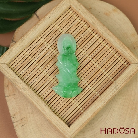 Mặt Quan Âm Cẩm Thạch xanh phớt lý 40x22x7mm