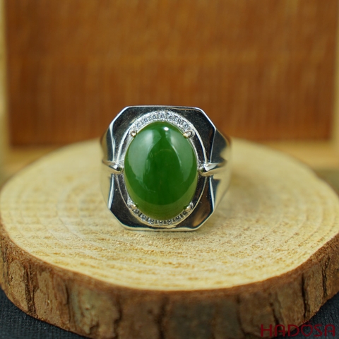 Nhẫn Ngọc bích 12x16mm bạc 925