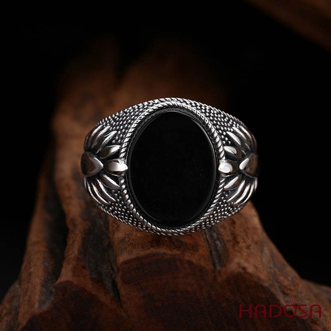 Nhẫn bạc Thái Hắc Ngọc Nguyệt Quế