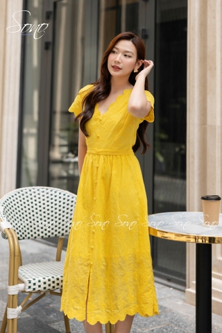 SONO - Đầm xô cổ tim