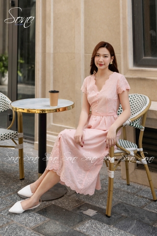 SONO - Đầm xô cổ tim