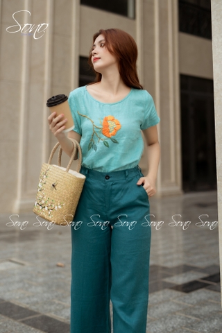 SONO - Áo chất linen thêu hoa ngực