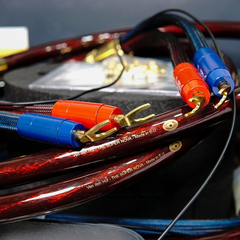 Dây loa Van Den Hul The Super Nova Mounting Stereo Wiring 3M