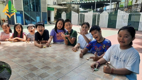 Suy nghĩ. Gấp. Sửa chữa. Đua.