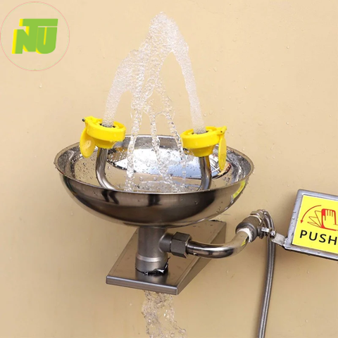 Bồn rửa mắt gắn tường