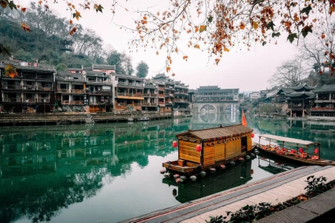 Tour Trung Quốc: Phượng Hoàng Cổ Trấn - Trương Gia Giới - Ân Thi Hồ Bắc