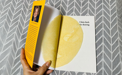 Tranh Trúc Chỉ lần đầu tiên minh hoạ cho Sách