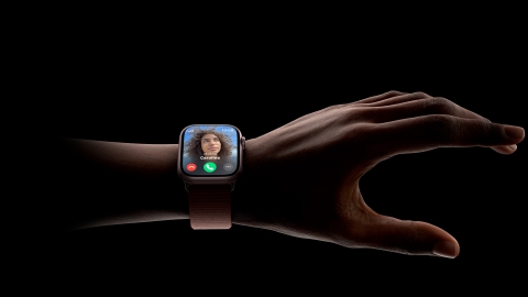 Thao tác chạm hai lần trên Apple Watch hiện đã ra mắt với watchOS 10.1