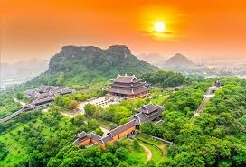 Du lịch Hè - Tour Hà Nội - Yên Tử - Hạ Long - Bắc Ninh - Đền Đô - Ninh Bình - Chùa Bái Đính - Tràng An - Sapa - Hà Khẩu từ Sài Gòn