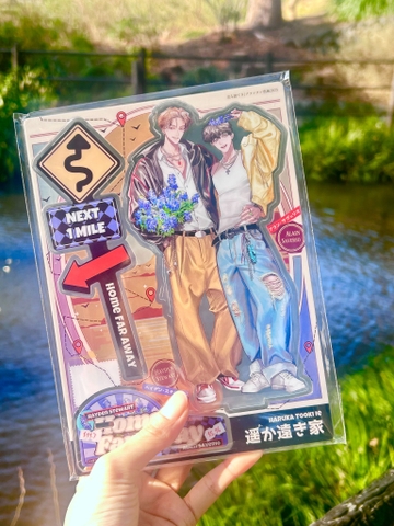 Standee Home far away chính hãng Mẫu 1