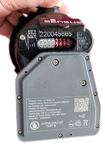 Đồng hồ nước Sensus 220C kết nối thiết bị NB-IoT