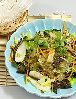 MIẾN SẮN DÂY XÀO RAU CỦ