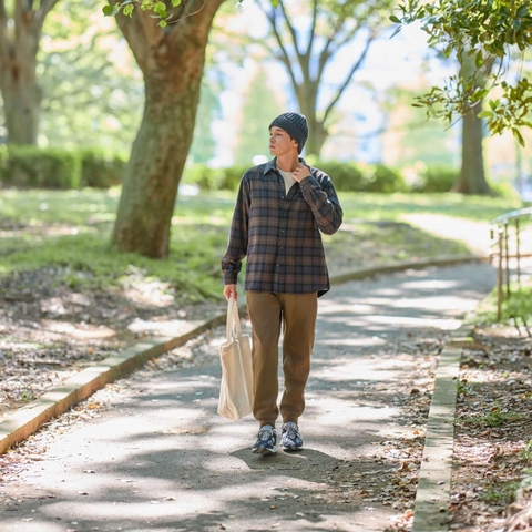 남성 플란넬 셔츠: 심플하고 멋진 스타일링 팁