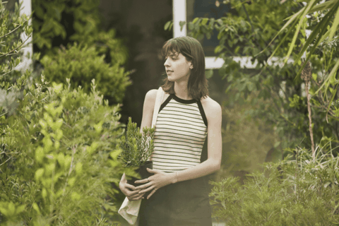 브라탑이 뭐예요? 브라탑으로 멋지고 트렌디한 코디 팁