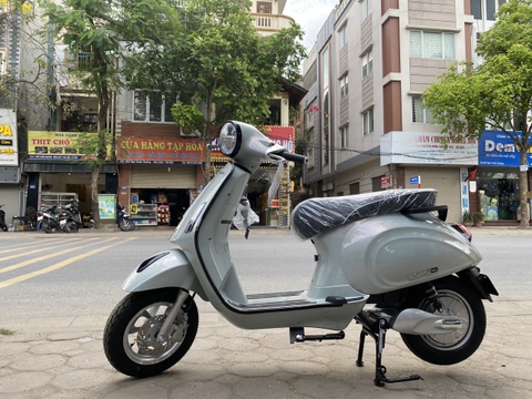 ESPERO - XE MÁY ĐIỆN VESPA CLASSIC SE