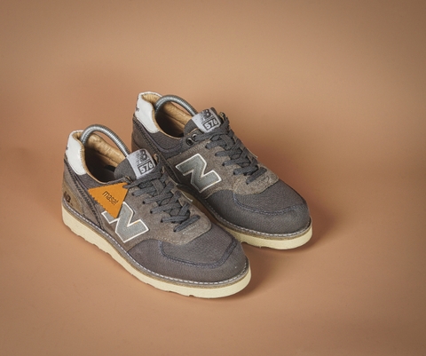 NEW BALANCE 576 - RESOLE