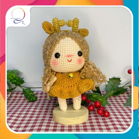 CHRISTMAS REINDEER GIRL