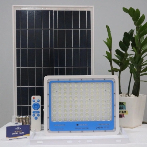 den-pha-chong-choi-nang-luong-mat-troi-tp-solar-cong-suat-200W-4