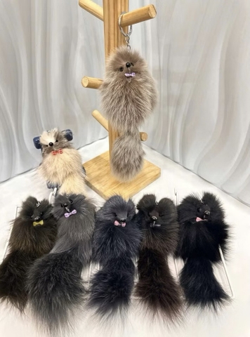 Móc khóa bông sóc lông