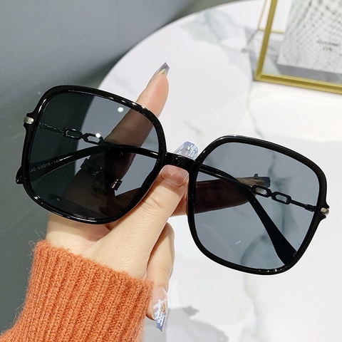 Kính mát gọng 2 ô vuông