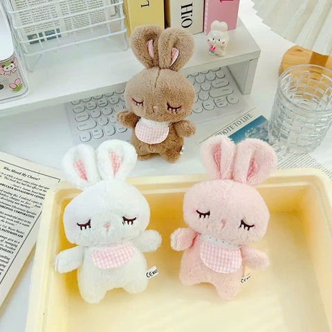 Móc khoá bông thỏ khăn kẻ