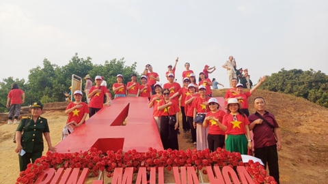 HÀ NỘI - SƠN LA - ĐIỆN BIÊN PHỦ - LỄ HỘI HOA BAN