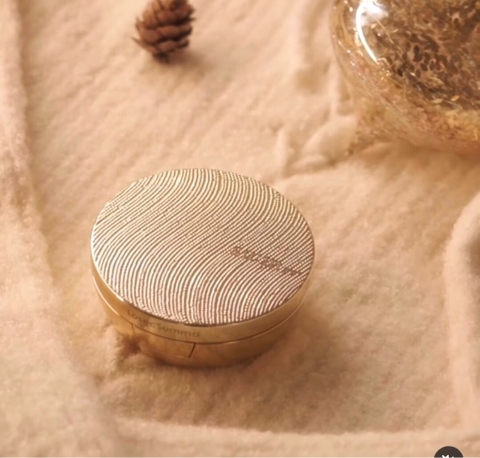 Set phấn Sum vàng tái sinh tặng bịch kem 110kw