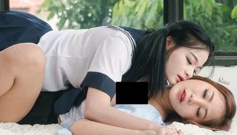 Quan hệ tình dục đồng tính nữ thế nào để đạt khoái cảm và tránh rủi ro?