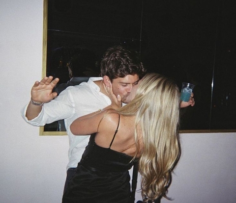 Tình một đêm là gì? Phụ nữ hay nam giới thích hơn?