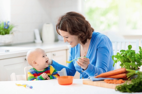 Thời Điểm Vàng Cho Bé Ăn Dặm Mẹ Đừng Bỏ Lỡ