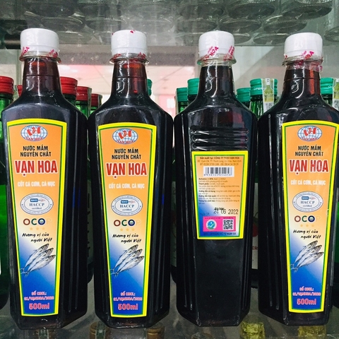 Nước mắm Vạn Hoa nguyên chất, 35 độ đạm, chai (500ml, 35N)