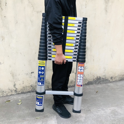 Thang nhôm rút gọn NiNDA ND-50 đai đen cao 5m