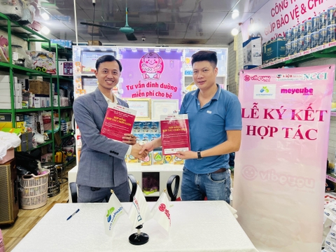 Lễ ký kết hợp tác chiến lược giữa Hệ thống dinh dưỡng Vibeyeu và Thảo Sữa