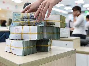 Ngân hàng đua nhau giảm lãi suất tiền gửi