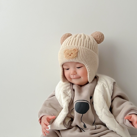 Mũ/Nón len cho bé chùm tai ấm áp, đính hình gấu hai quả bông màu sắc dễ thương, từ 5 tháng đến 3 tuổi