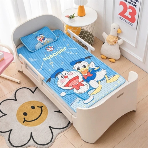 Chiếu điều hoà kèm gối GENKIKUN cho bé ngủ ngon họa tiết siêu đáng yêu
