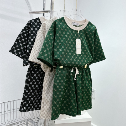 Set Bộ Đồ Nữ Họa Tiết Chữ BB Áo Phông Ngắn Tay Phối Viền Cổ Mix Quần Sooc Đùi Freesize Form Rộng