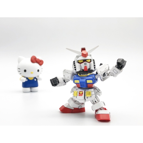 Mô hình lắp ráp HELLO KITTY/RX-78-2 GUNDAM [SD EX-STANDARD] Bandai