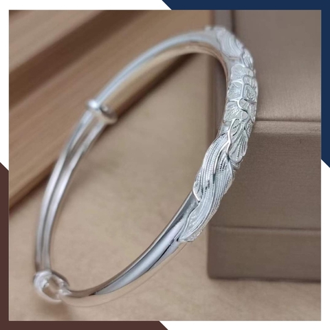 Kiềng tay bạc nữ, Vòng tay bạc nữ dạng kiềng khắc họa tiết hoa sen mã 50TL5C5