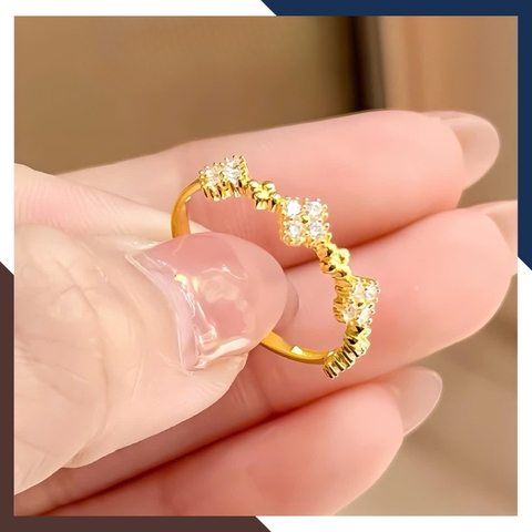 Nhẫn vàng 10K nữ bản mảnh NVN370 – nhẹ nhàng mà nổi bật, phù hợp với tay nhỏ