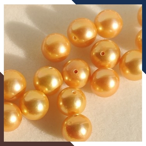 Viên ngọc trai vàng nuôi nước ngọt thật tự nhiên 8mm - 9mm tròn xoe, độ bóng 5A không vết sinh trưởng.