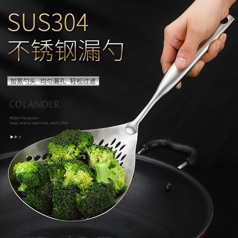 Muôi thủng-Rmtlt0310