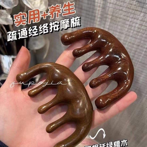 Lược gỗ đàn hương-TN1.2407