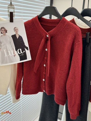 Áo len đỏ-R9.2712.24