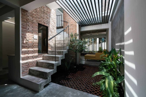 4 sai lầm khi thiết kế giếng trời gia chủ Việt nên tránh để khỏi “tiền mất tật mang”