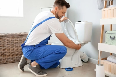 Bật mí cách lắp bồn cầu liền khối tại nhà