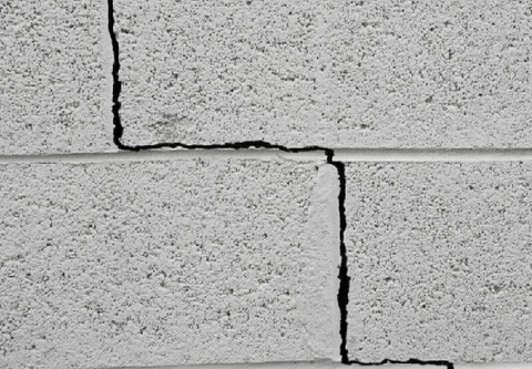 Giải pháp xử lý nhà mới xây bị nứt dọc ngang nhiều chỗ