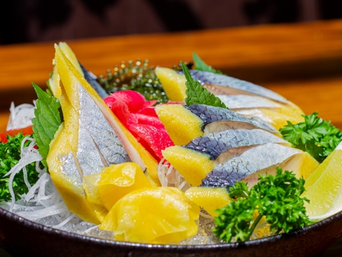 Cá Trích Ép Trứng chuẩn Sashimi - Túi 1kg (6 miếng)